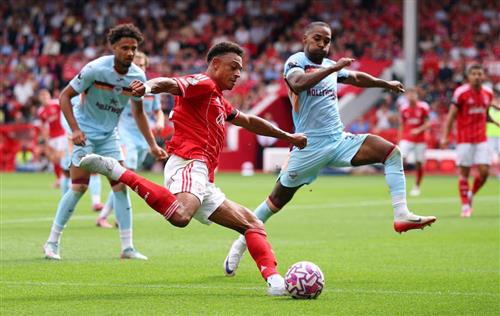 น็อตติ้งแฮม ฟอเรสต์ พบ เบรนท์ฟอร์ด