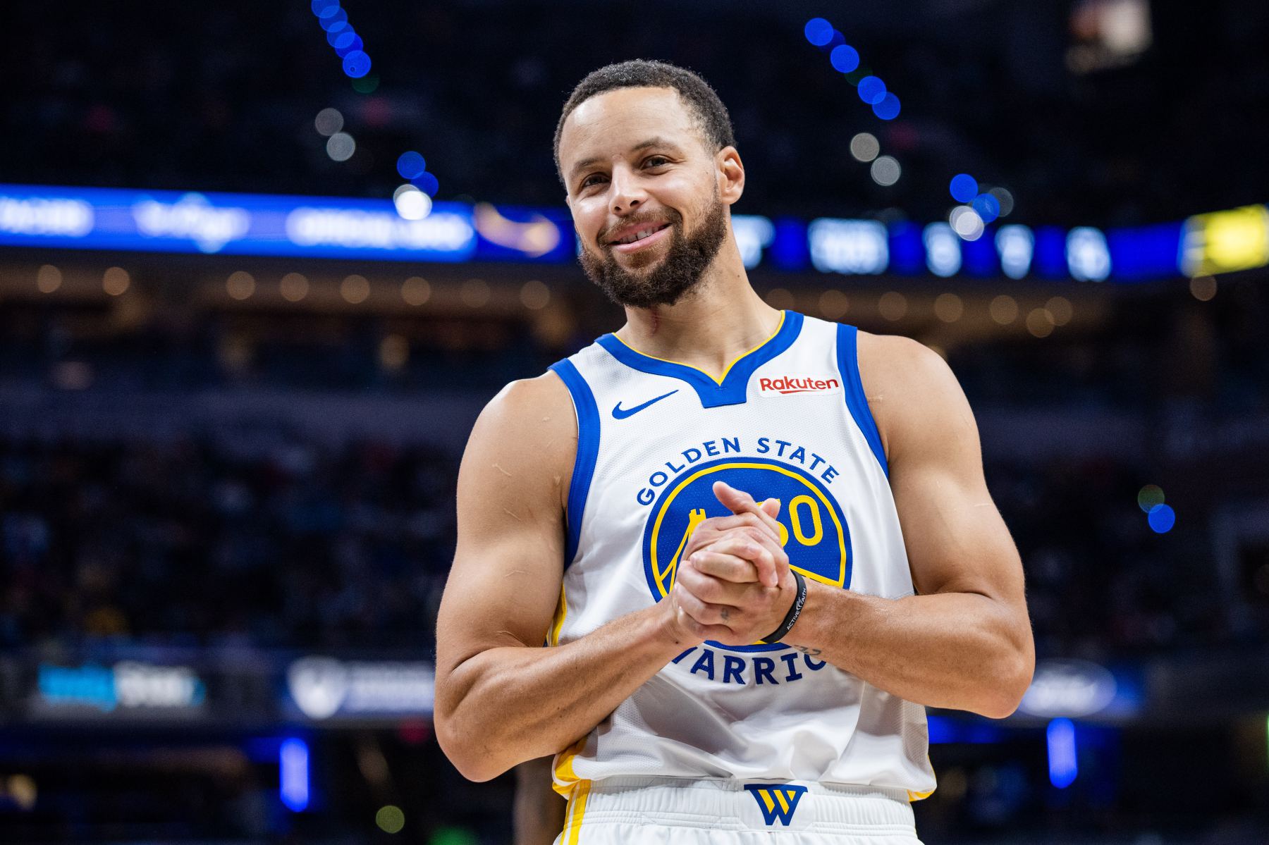 บุกขึ้นนำ! Curry ทำคะแนนได้ 45+ เป็นครั้งที่ 23 และอัตราการยิงจริงของเขามากกว่า 80%