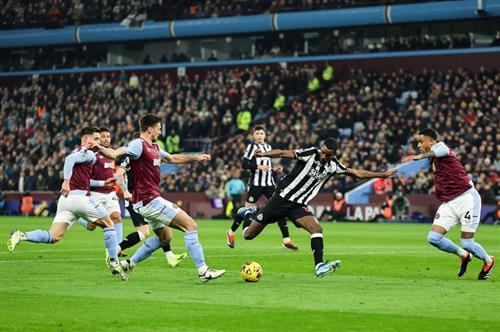 แอสตัน วิลล่า vs นิวคาสเซิ่ล ยูไนเต็ด